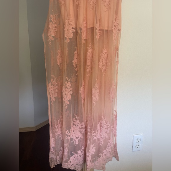 Socialite Embroidered Maxi Dress - Picture 11 of 16